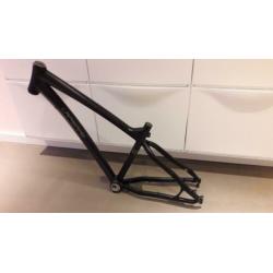 Lapierre aluminium frame 53cm