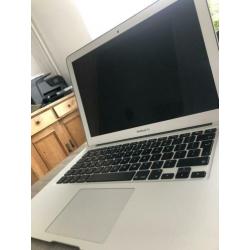 MacBook Air 2013 256SSD 4GB | Office 2019 | 270 cycli