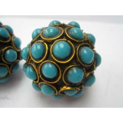 Antieke koperen stressballen met stenen,