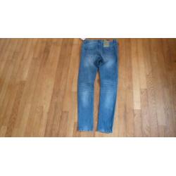 Splinternieuwe skinny Spijkerbroek van Denim maat 29/30