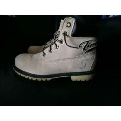 Timberland maat 37.5.
