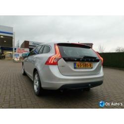 Volvo V60 D3 Momentum ADAPTIVE CRUISE*LUXE*D.RIEM NIEUW*VOL!