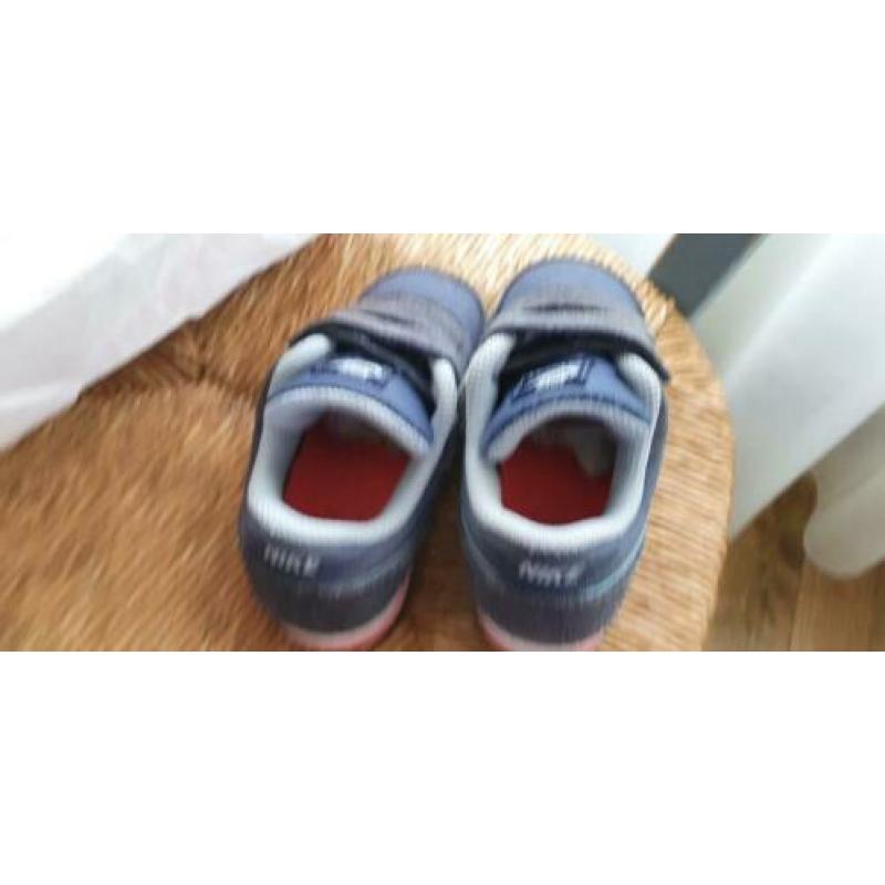 Nike MD Runner EU 25 - 14CM