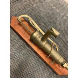 Messing waterpomp, pomp antiek