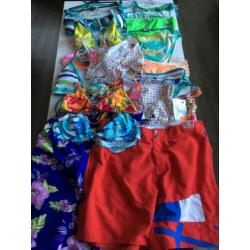 Partij badkleding 18 st. NIEUW tops broekjes shorts bikini’s