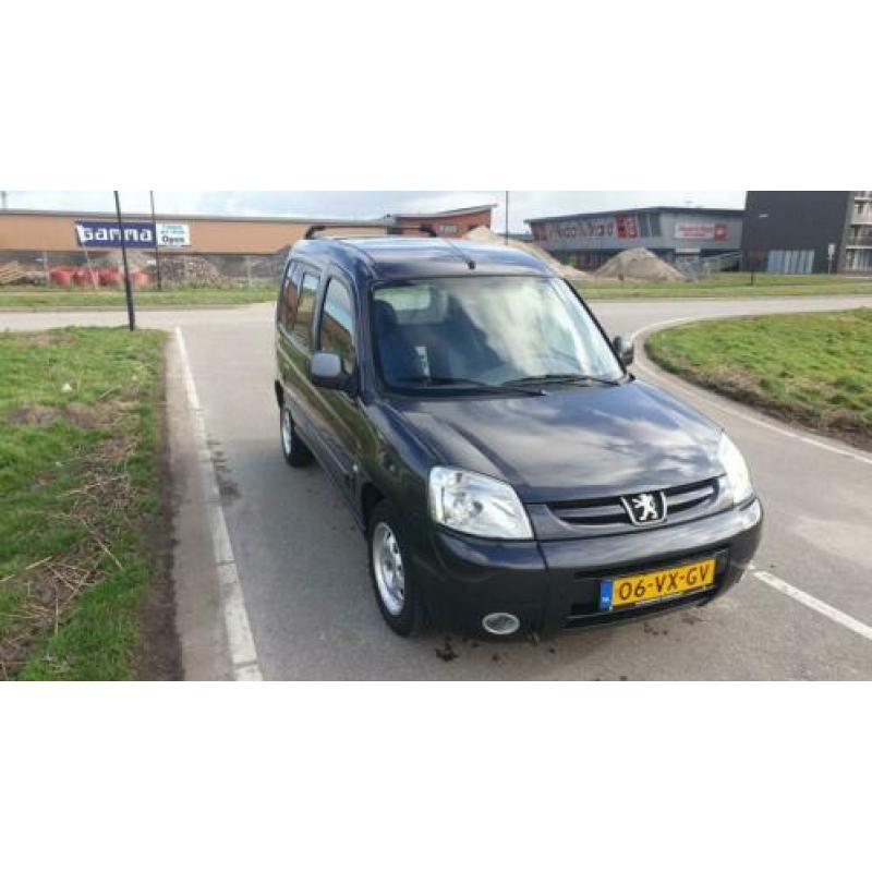 Peugeot Partner 2.0 HDI 170C 2001