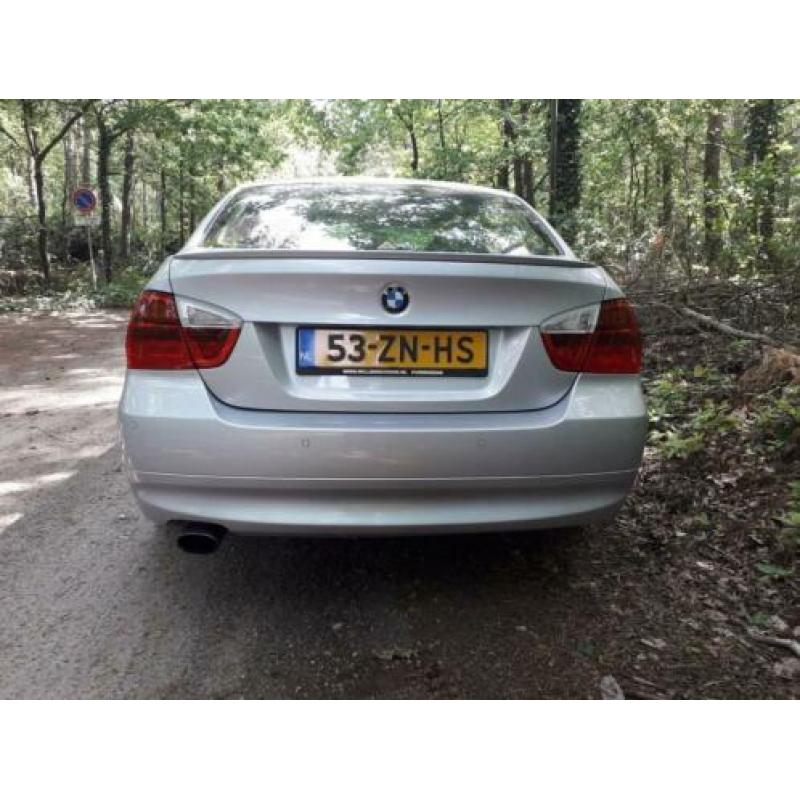 BMW 3-Serie 2.0 I 318 2008 Grijs