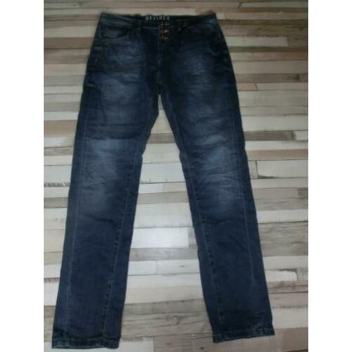 Desires leuke baggy stretch spijkerboek W 31 L 34.
