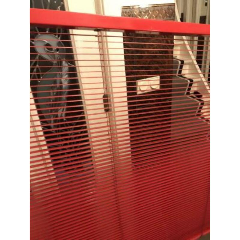 Rode Luxaflex Aluminium Jaloezie 16 mm