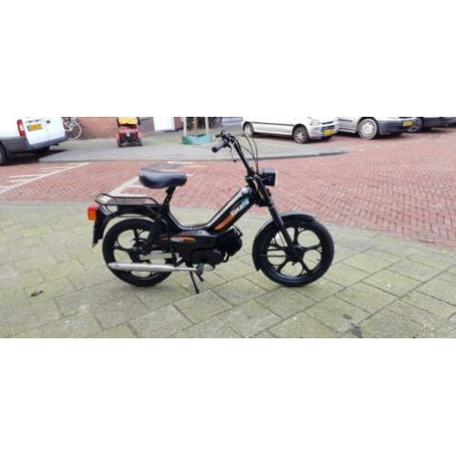 Zeer nette tomos met blauwe kenteken start en rijd goed
