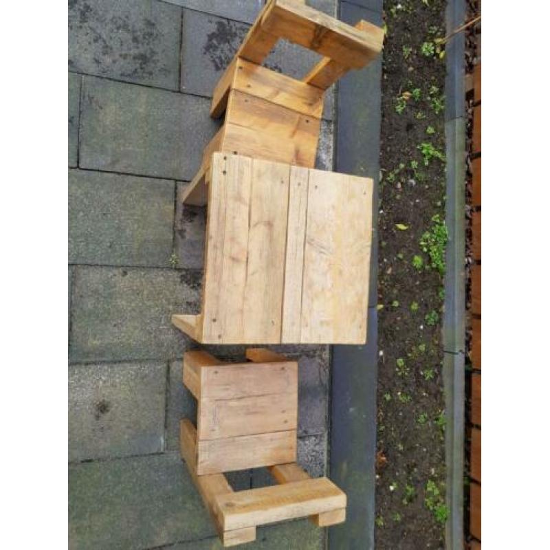 Steigerhouten kindersetje tafel stoel steigerhoud kind