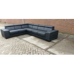 n535 strak zwart leder modern hoekbank