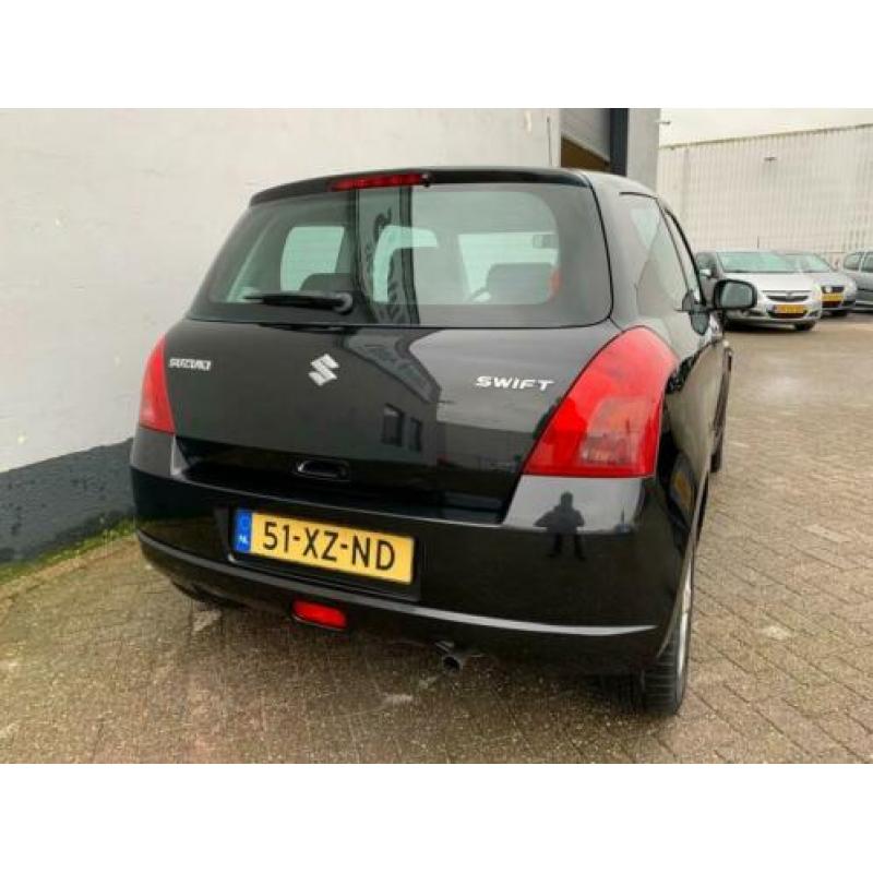 Suzuki Swift 1.3 Exclusive - Airco