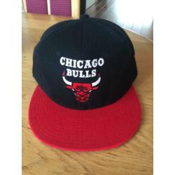 Snapback petten €10 P/S
