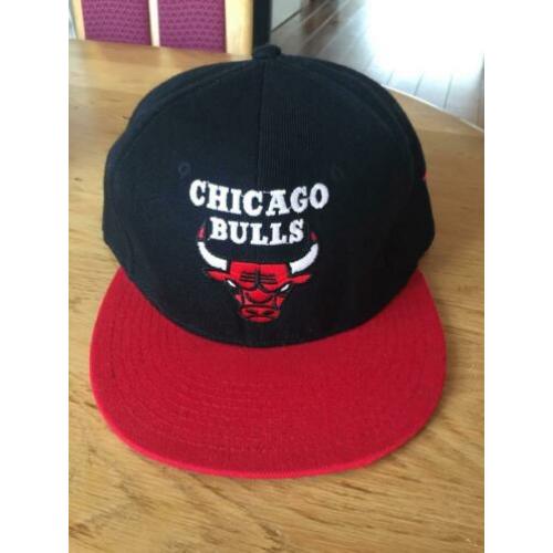 Snapback petten €10 P/S