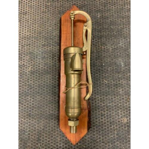 Messing waterpomp, pomp antiek