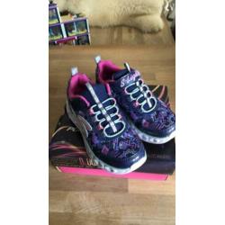 Nieuw in doos Maat 30 skechers