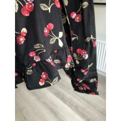 Nieuw: Zara blousje zwart met kersjes maat S