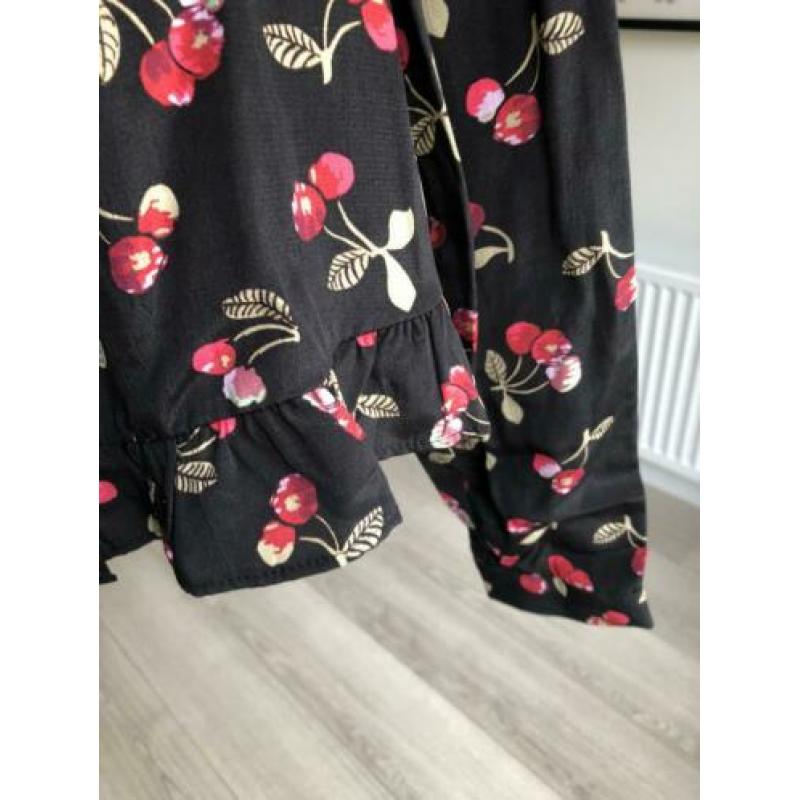 Nieuw: Zara blousje zwart met kersjes maat S