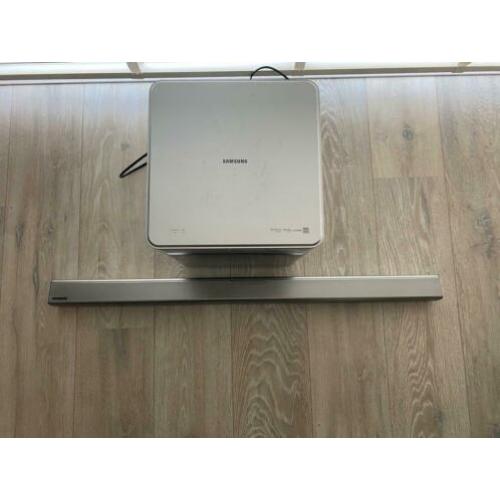 Samsung HW-F551 Soundbar