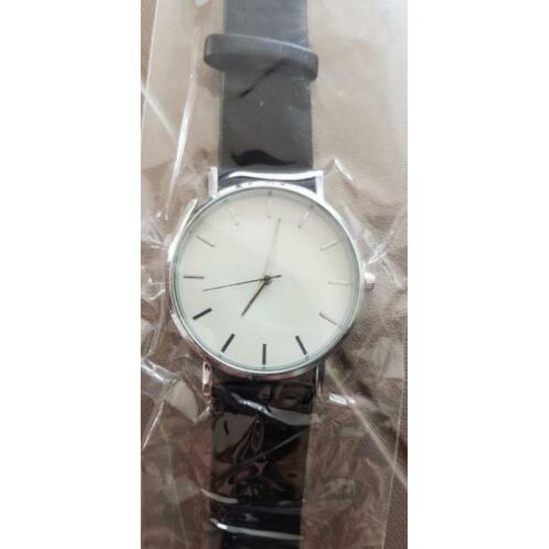 Diverse horloges prijs pstk