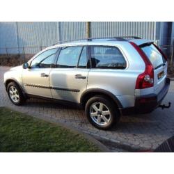 Volvo XC90 Benzine 2.5T Geartronic 210PK (bj 2004)