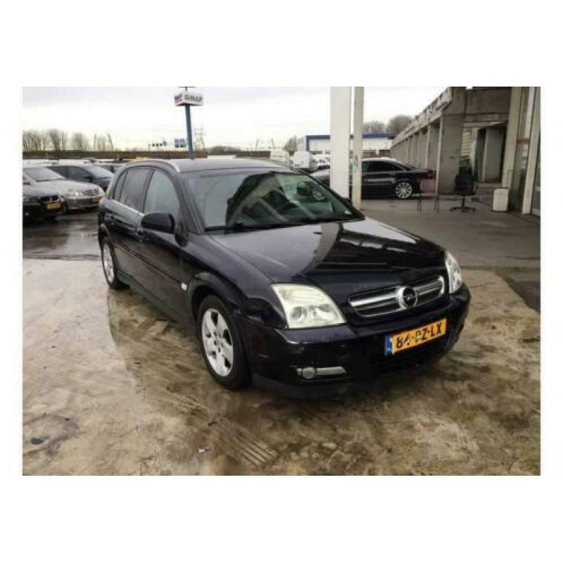 Opel Signum 2.2 ELEGANCE