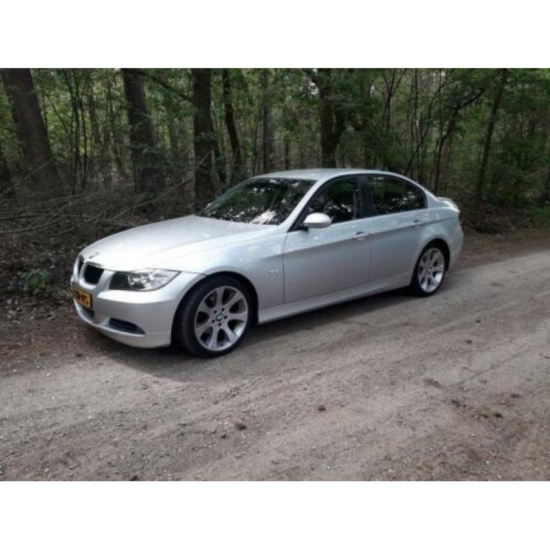 BMW 3-Serie 2.0 I 318 2008 Grijs