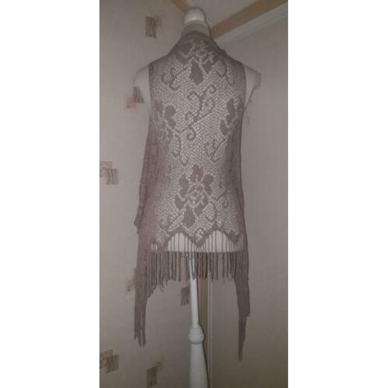 Kanten vest, Cream! z.g.a.n.