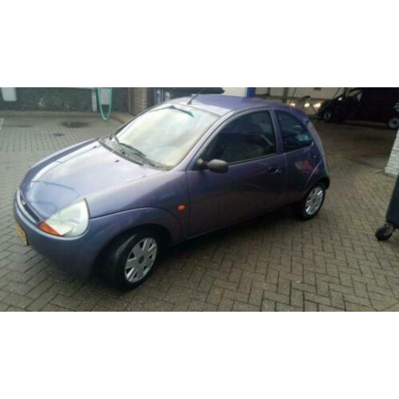 Ford KA 1.3 I 44KW 2007 Paars
