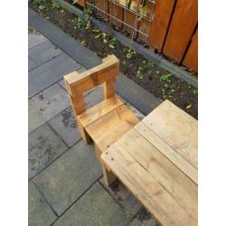 Steigerhouten kindersetje tafel stoel steigerhoud kind