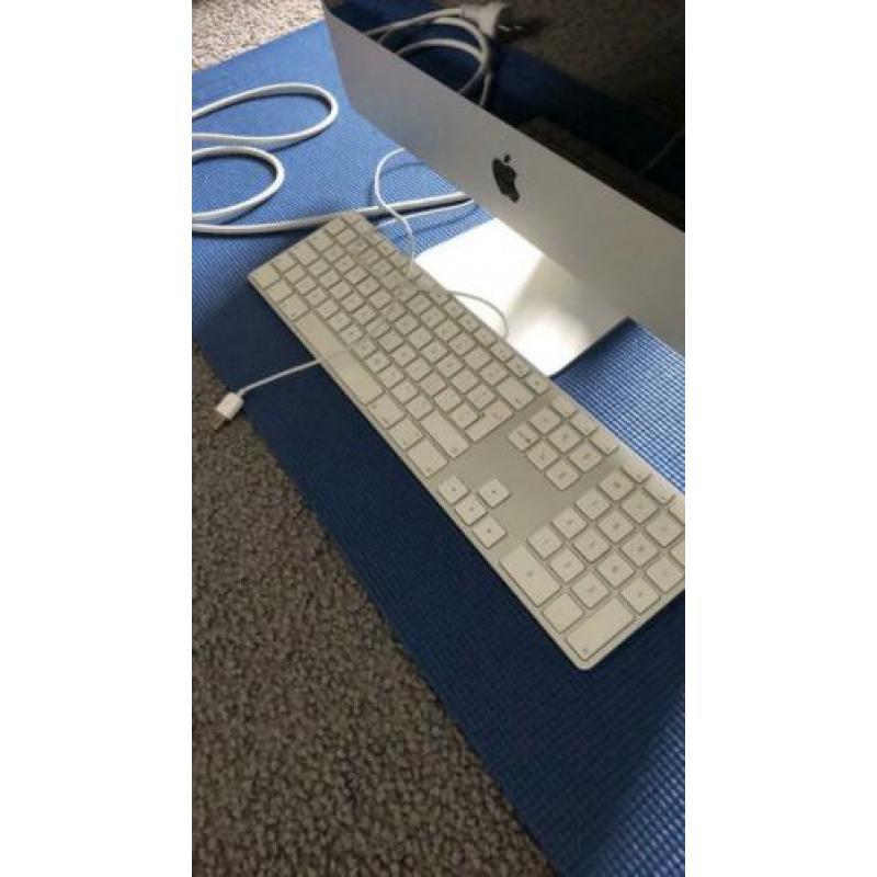 Apple iMac ( zo goed als nieuw)
