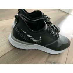 Nike schoenen, maat 43, NIEUW