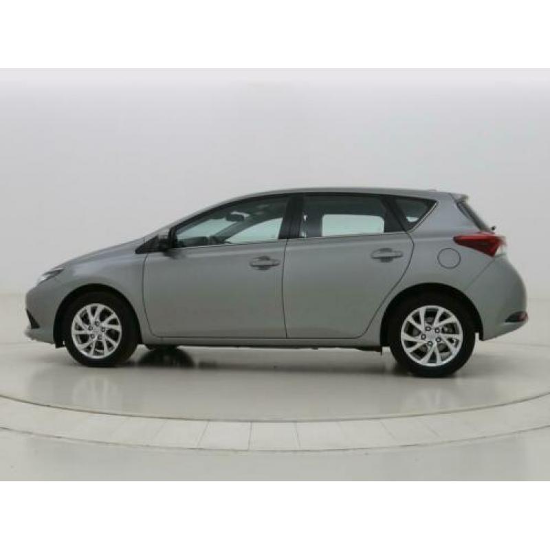 Toyota Auris 5-drs 1.2T Energy | Navigatie | LM-velgen | Par