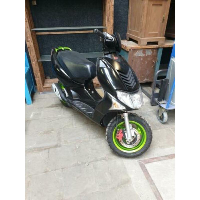 Zeer nette kymco s 1