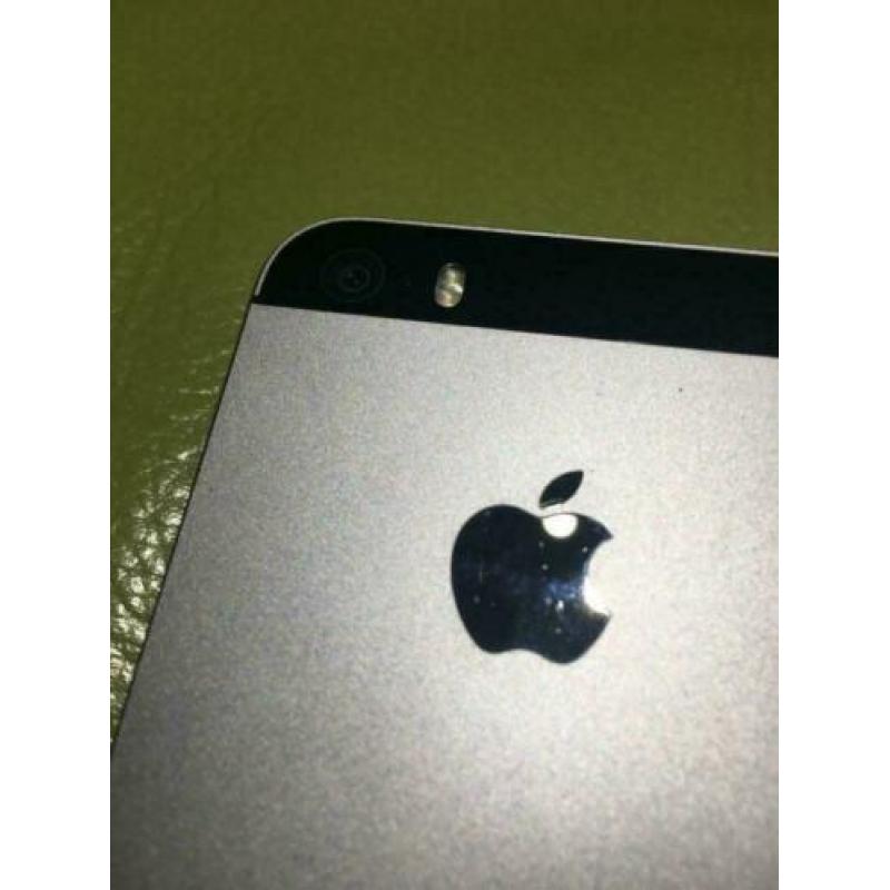 Iphone SE 64GB in zeer goede staat