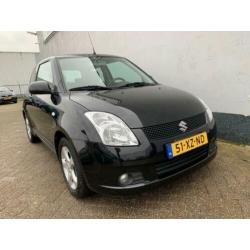 Suzuki Swift 1.3 Exclusive - Airco