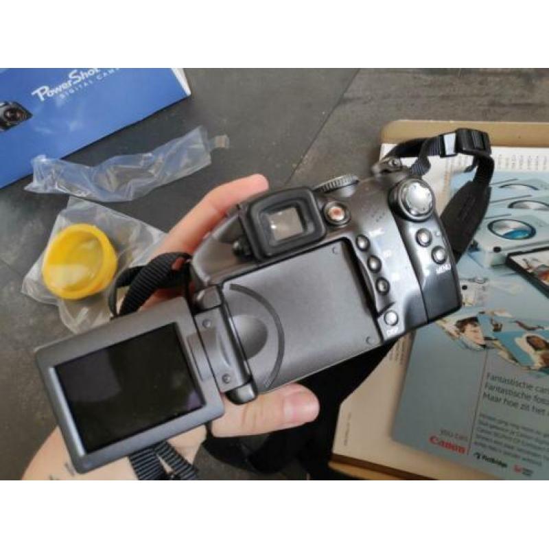 Canon PowerShot S3 IS
