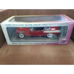 Studebaker Golden Hawk rood 1957 Motor City Classic 1:18 KRD
