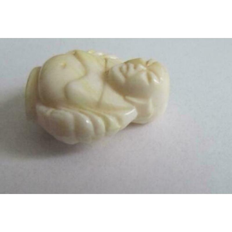 Luxe Vintage Lucite Happy Boeddha kraal groot ivoor wit