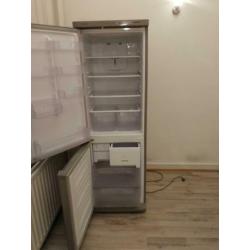 Samsung Koelkast. Koel vries combinatie