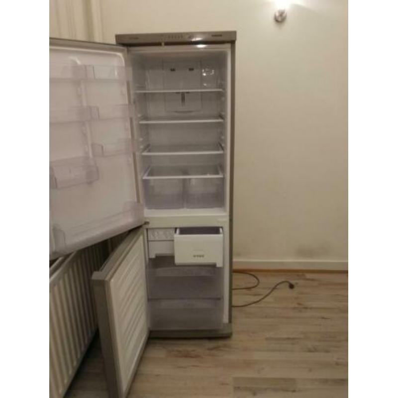 Samsung Koelkast. Koel vries combinatie