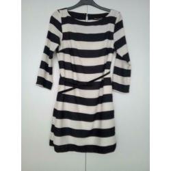 Leuke jurkjes maat XS 4 95 PST
