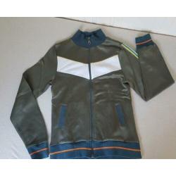 Nieuw Mortenz vest maat 158-164 valt als 152