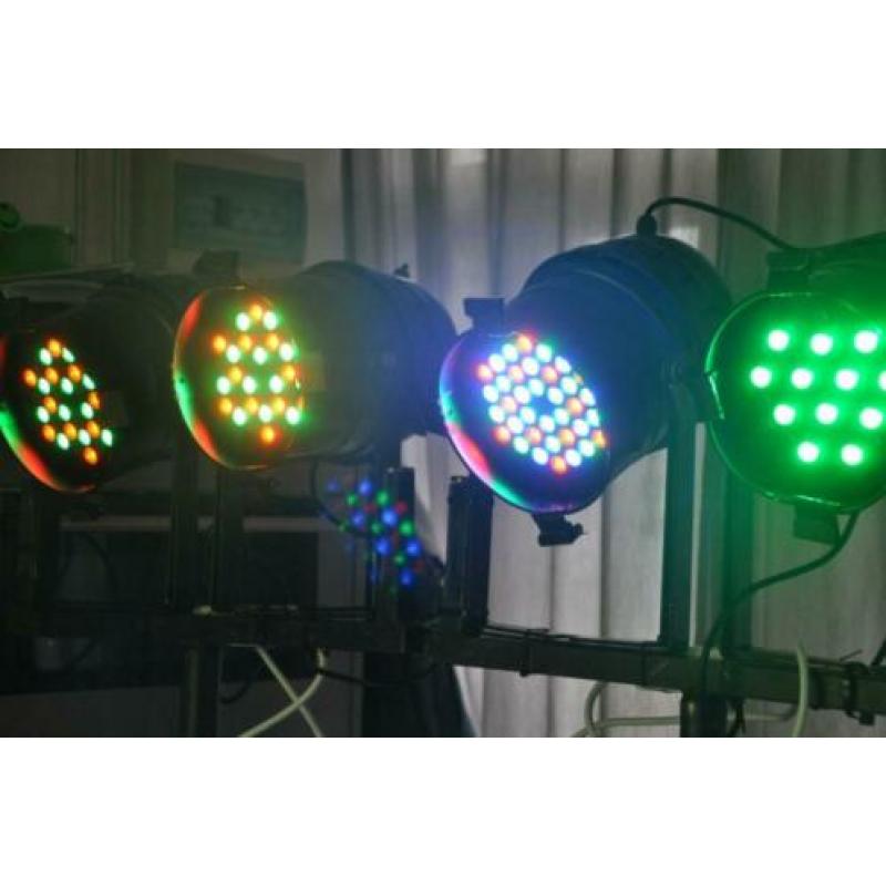 Te koop Disco lampen led par 64 set