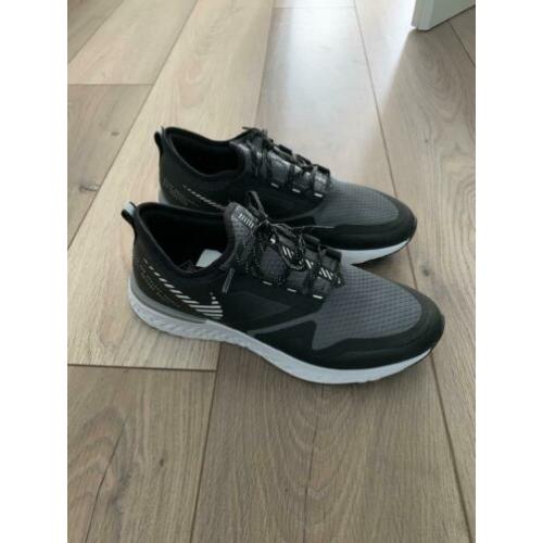 Nike schoenen, maat 43, NIEUW