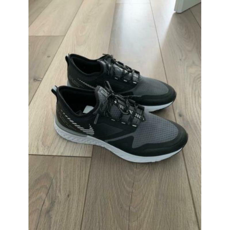Nike schoenen, maat 43, NIEUW