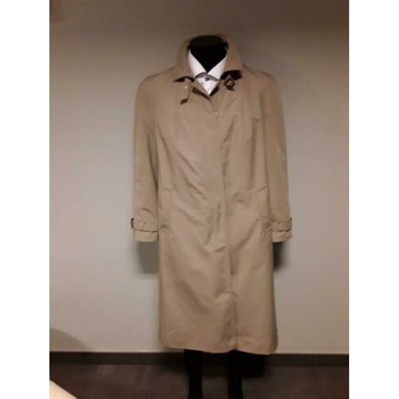 Trenchcoat jas van het merk delmod in de maat 46