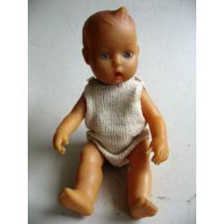 Oud babypopje jaren 50