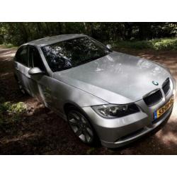 BMW 3-Serie 2.0 I 318 2008 Grijs